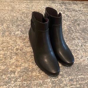 Clarks Emily Holly ankle boot